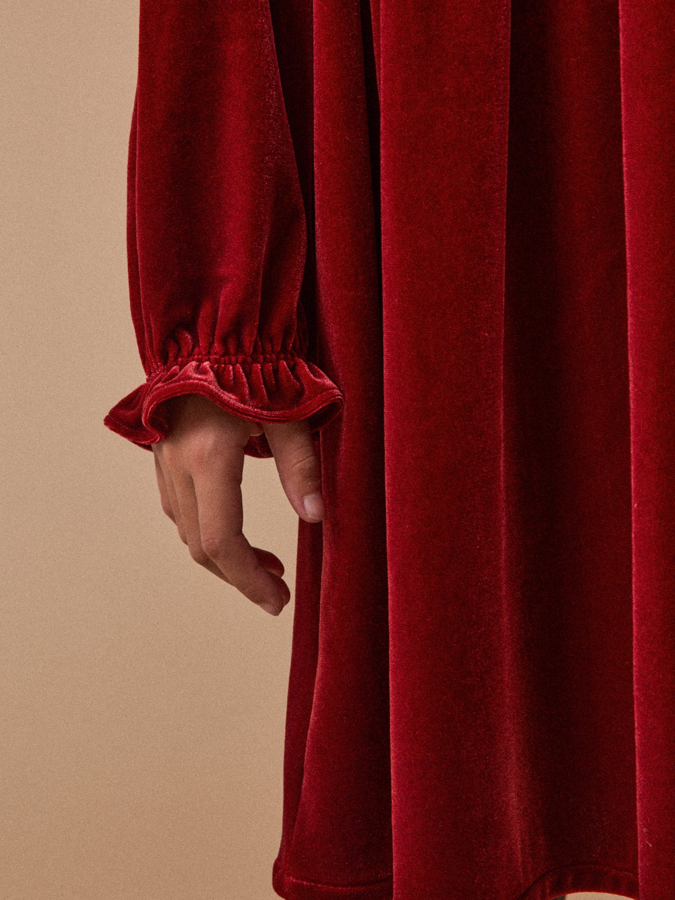 Mädchenkleid aus Pannesamt