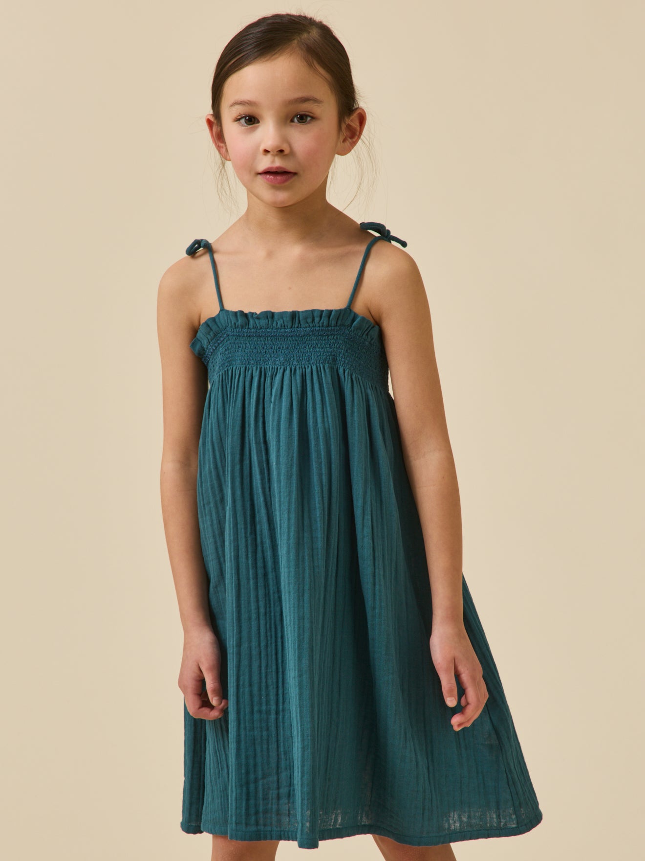 Mädchenkleid aus Baumwollgaze