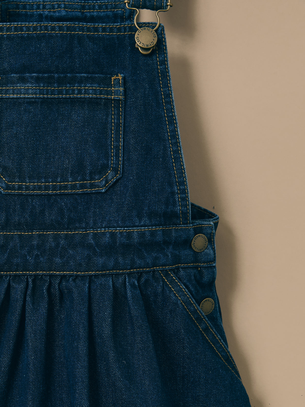 Mädchen-Trägerkleid aus Denim