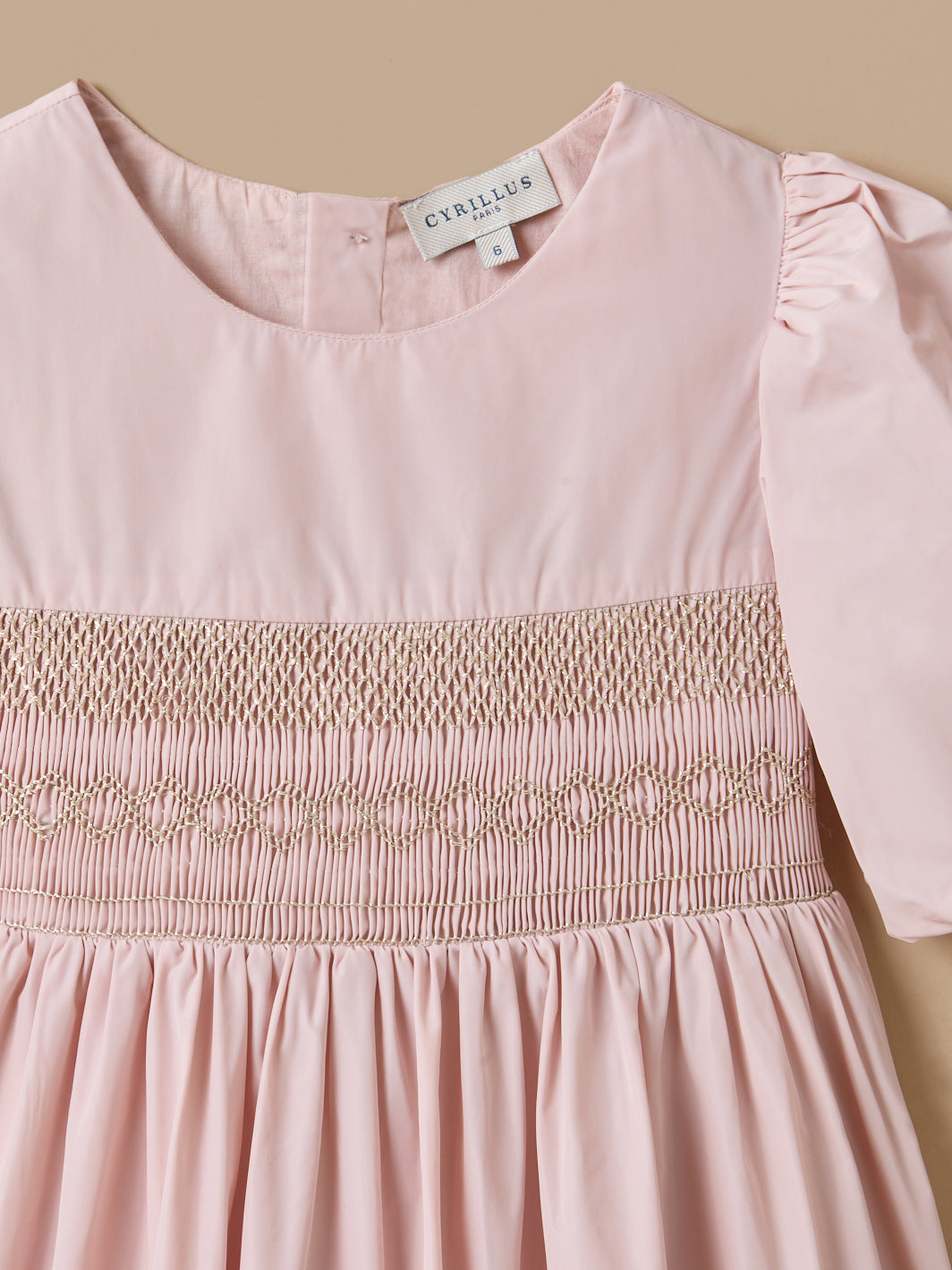 Mädchenkleid aus Taft