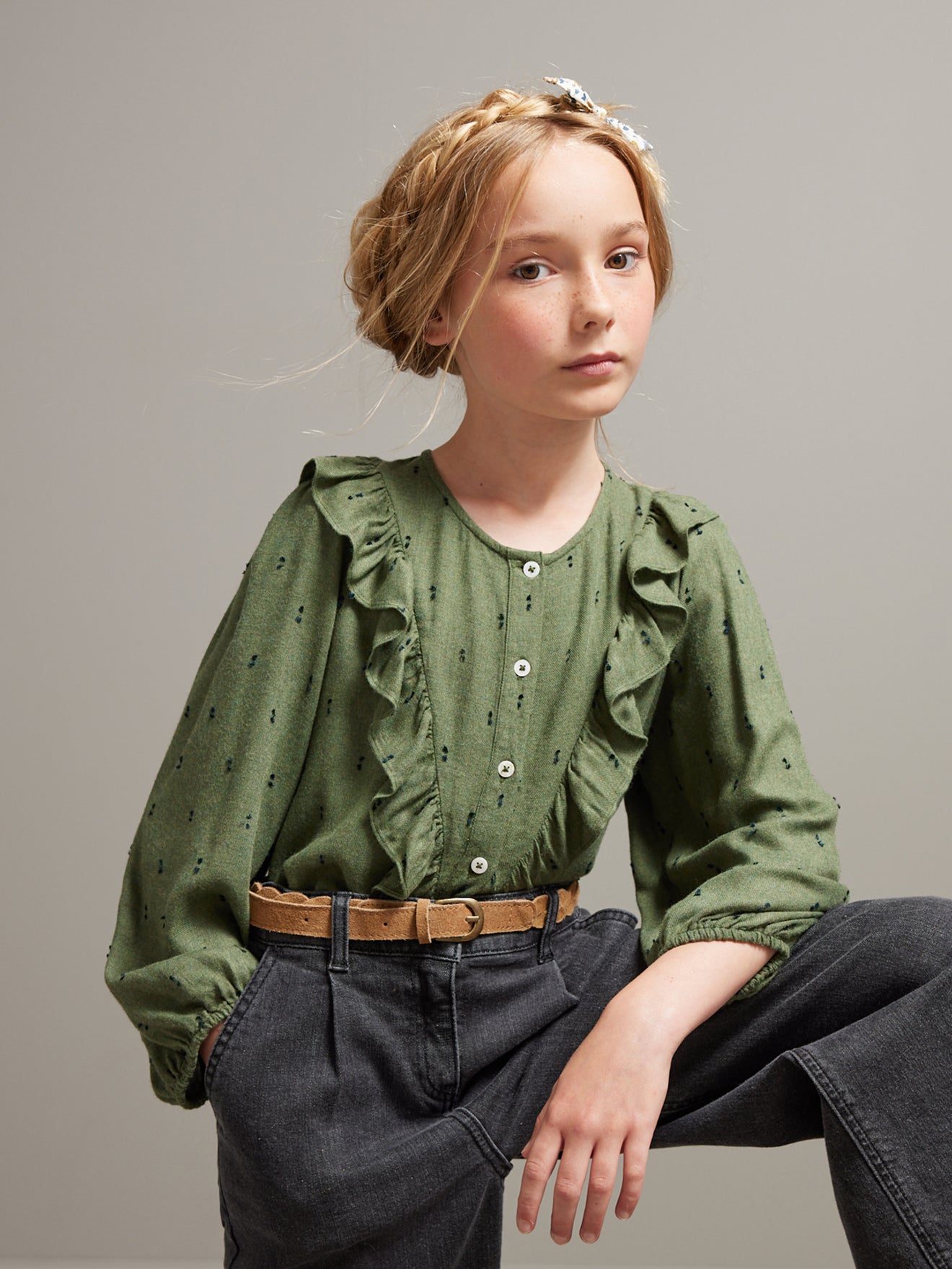 Mädchenbluse mit Volants