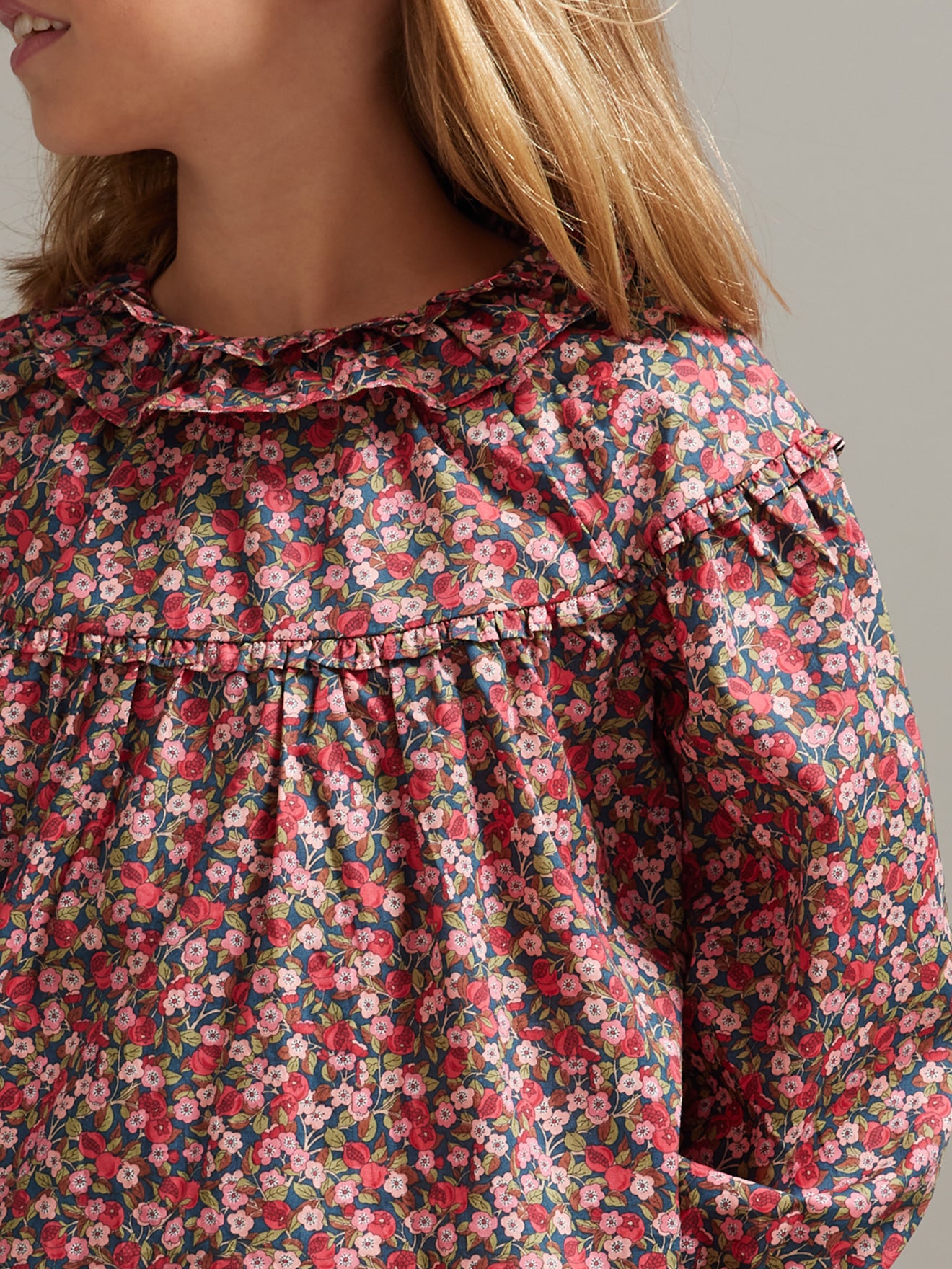 Mädchenbluse aus Liberty®-Stoff « Nectar »