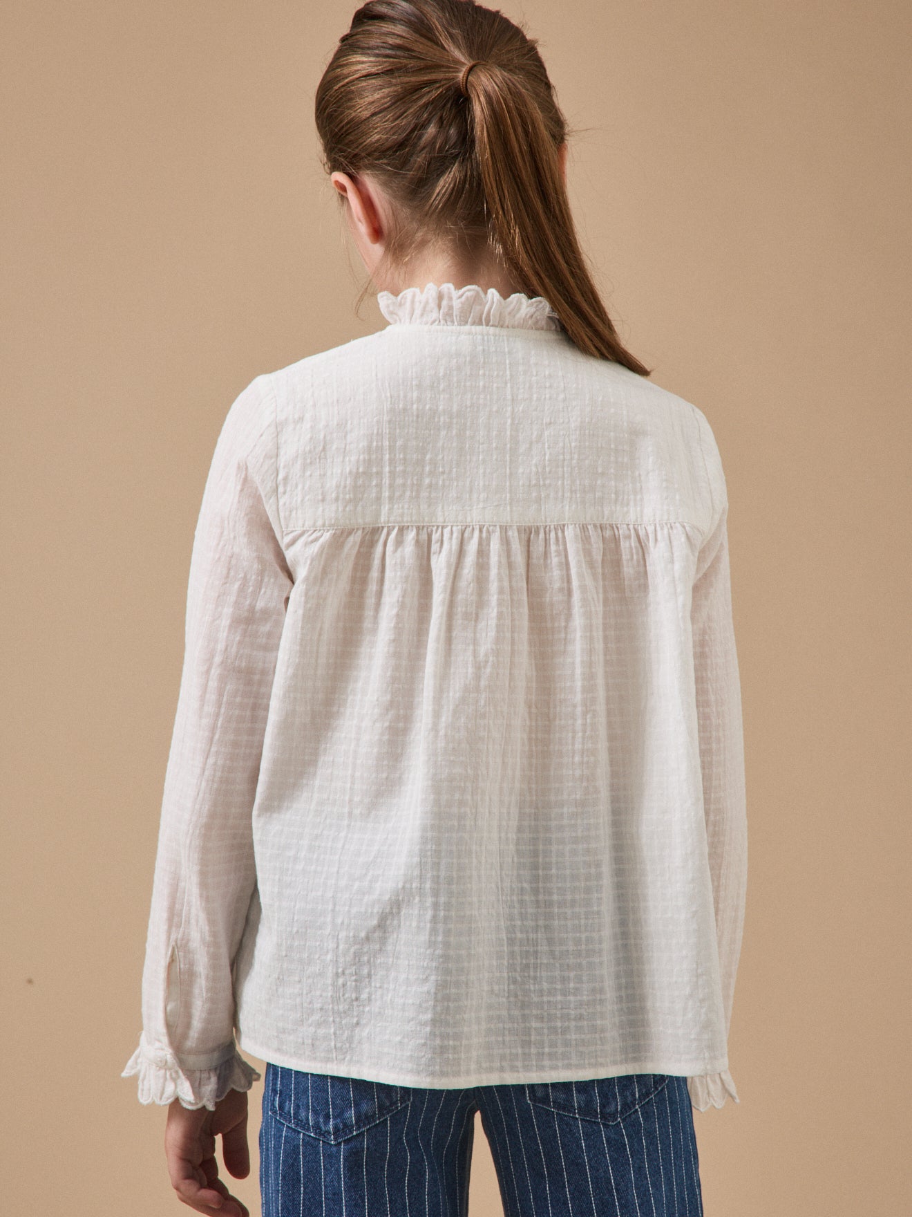Mädchenbluse, mit Volants