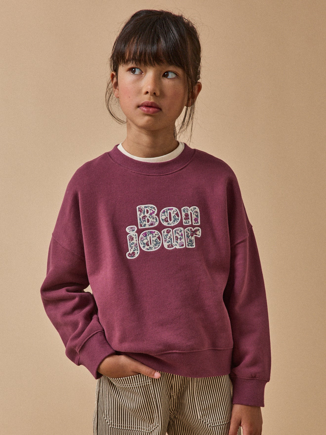 Mädchen-Sweatshirt mit Schriftzug – Bio-Baumwolle