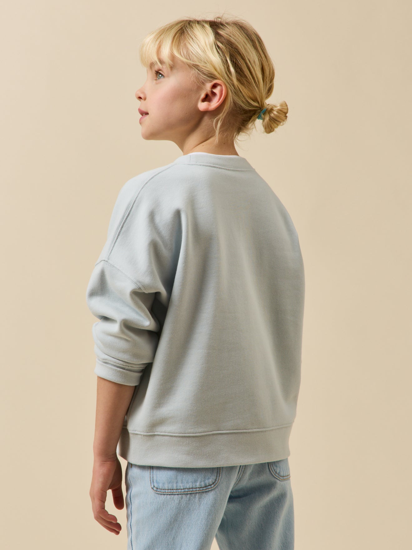 Mädchen-Sweatshirt mit Schriftzug aus Liberty®-Stoff – Bio-Baumwolle