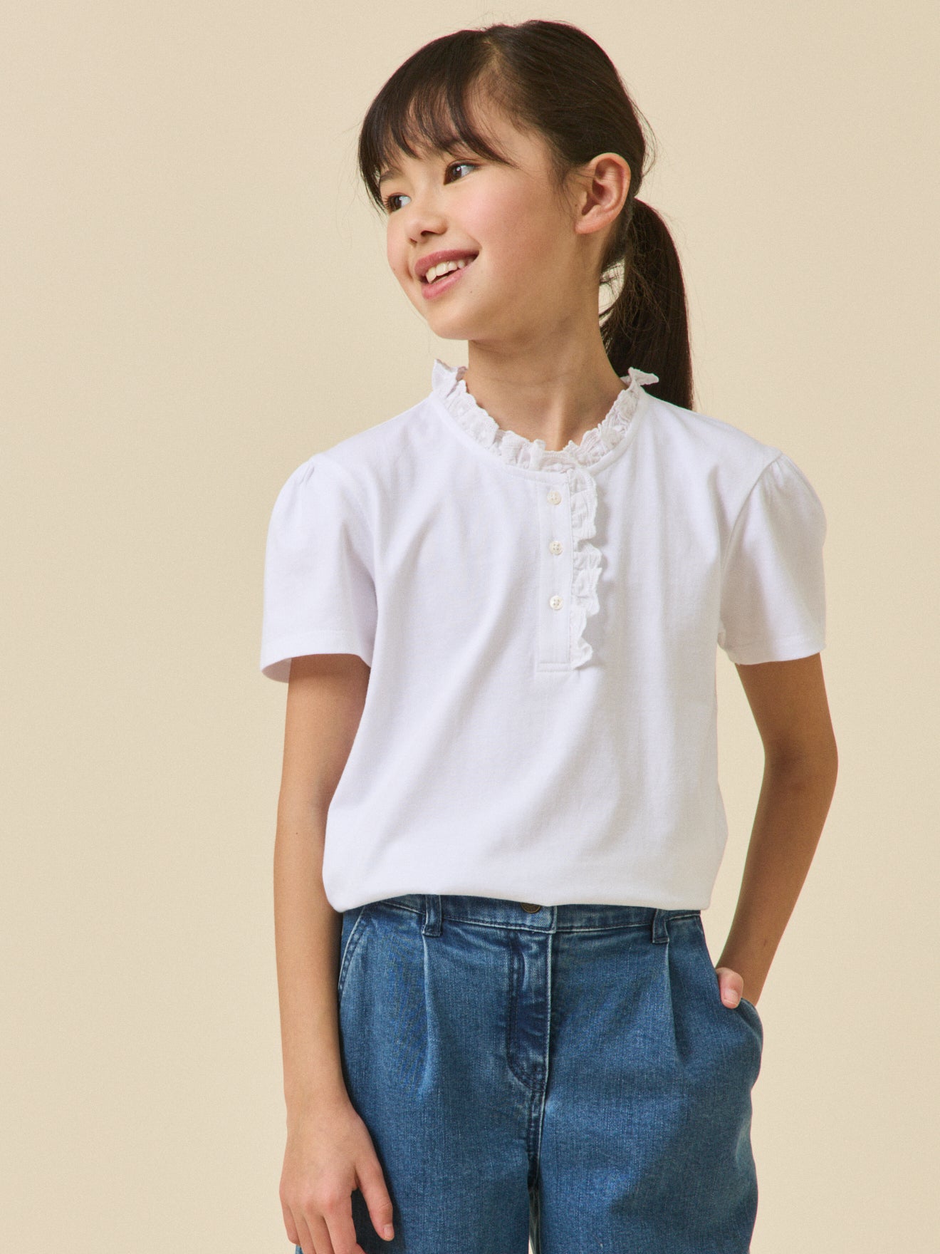 Mädchen T-Shirt mit Rüschenkragen – Kollektion « Junior »