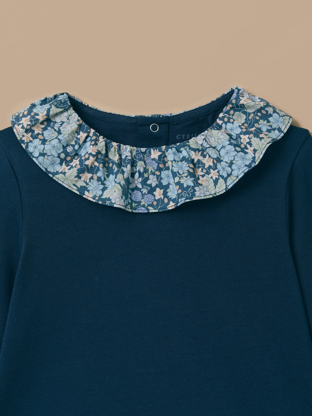 Mädchen-T-Shirt mit Liberty®-Kragen