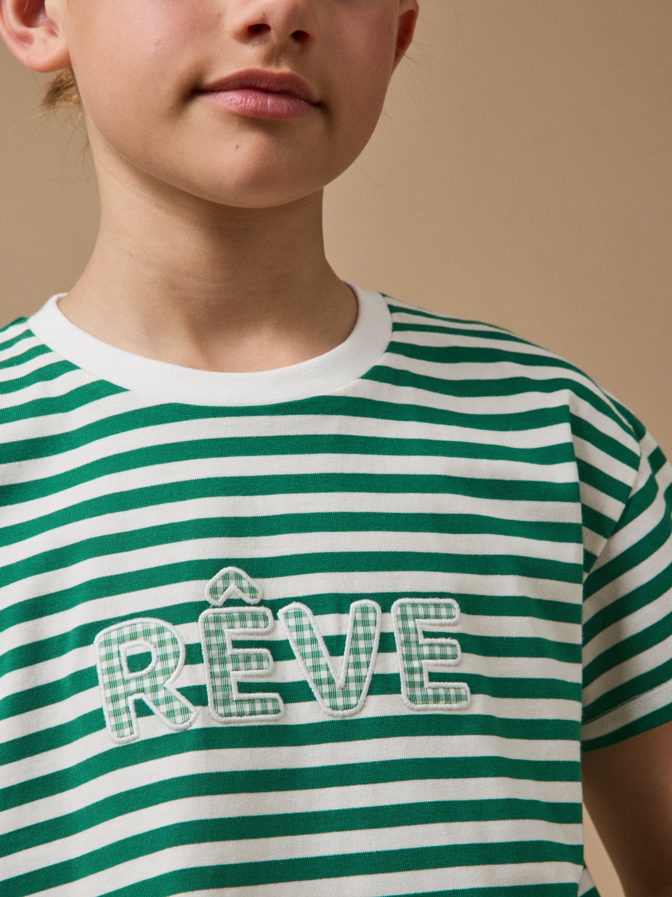 Mädchen-T-Shirt mit Schriftzug