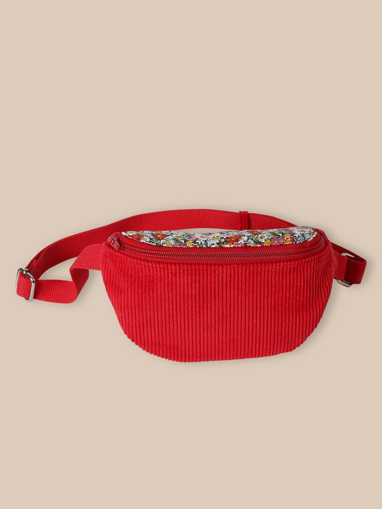 Mädchen-Bauchtasche aus Cordsamt und Liberty®-Stoff