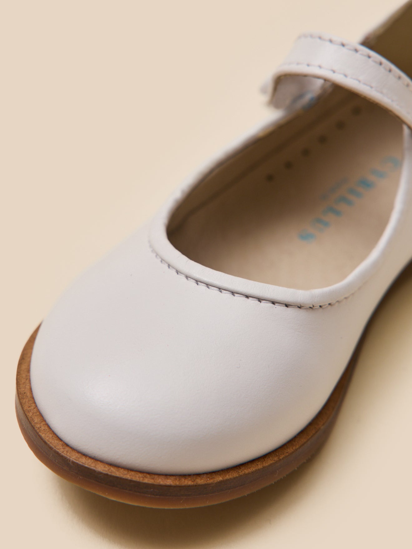 Mädchen-Spangenschuhe aus irisierendem Leder