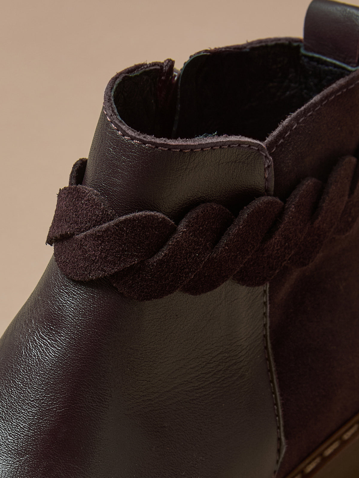 Mädchen-Boots mit Lederflechtung