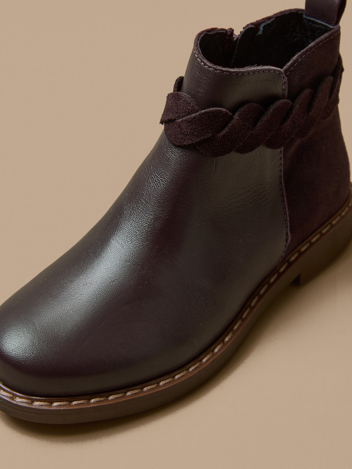 Mädchen-Boots mit Lederflechtung