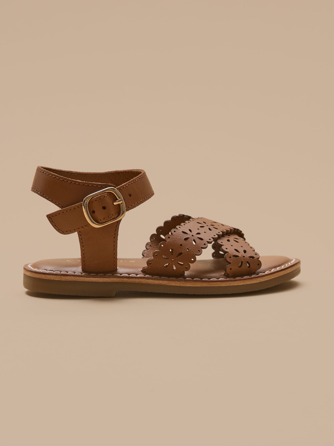 Mädchen-Sandalen aus Leder mit Lochmuster