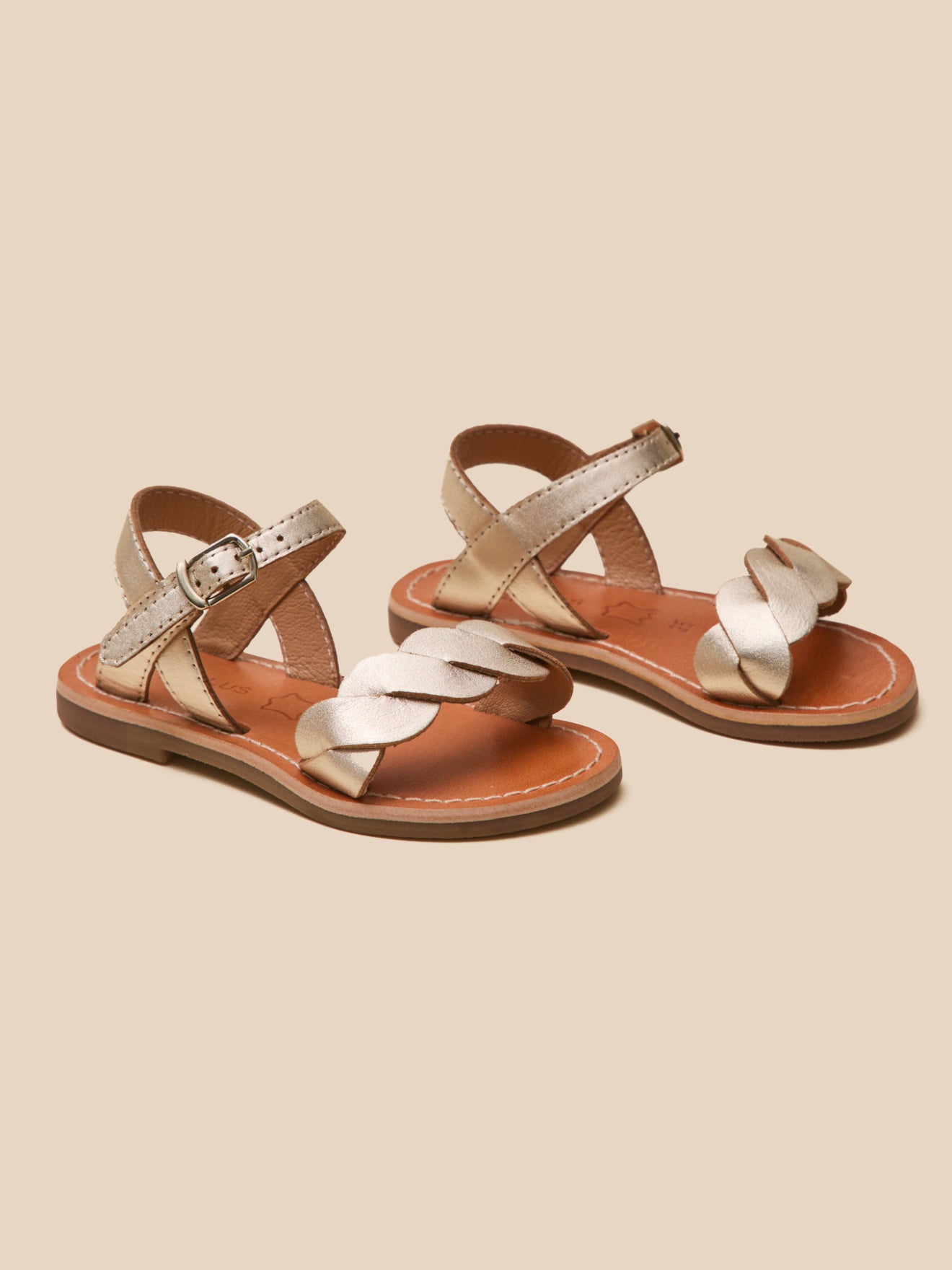 Mädchen-Sandalen aus Leder, geflochten