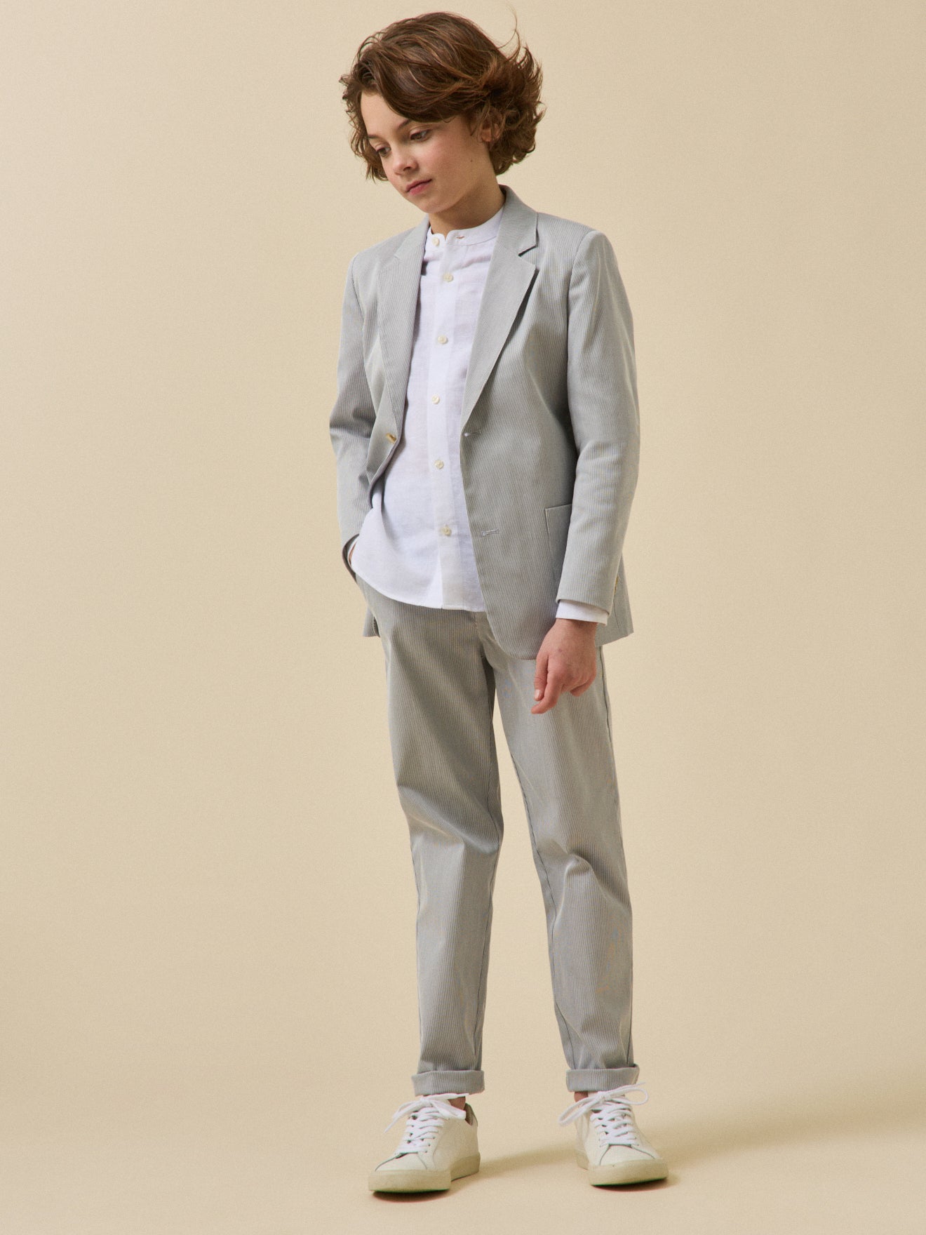 Jungen-Anzugjacke mit Streifen – Kollektion für Festtage und Hochzeiten