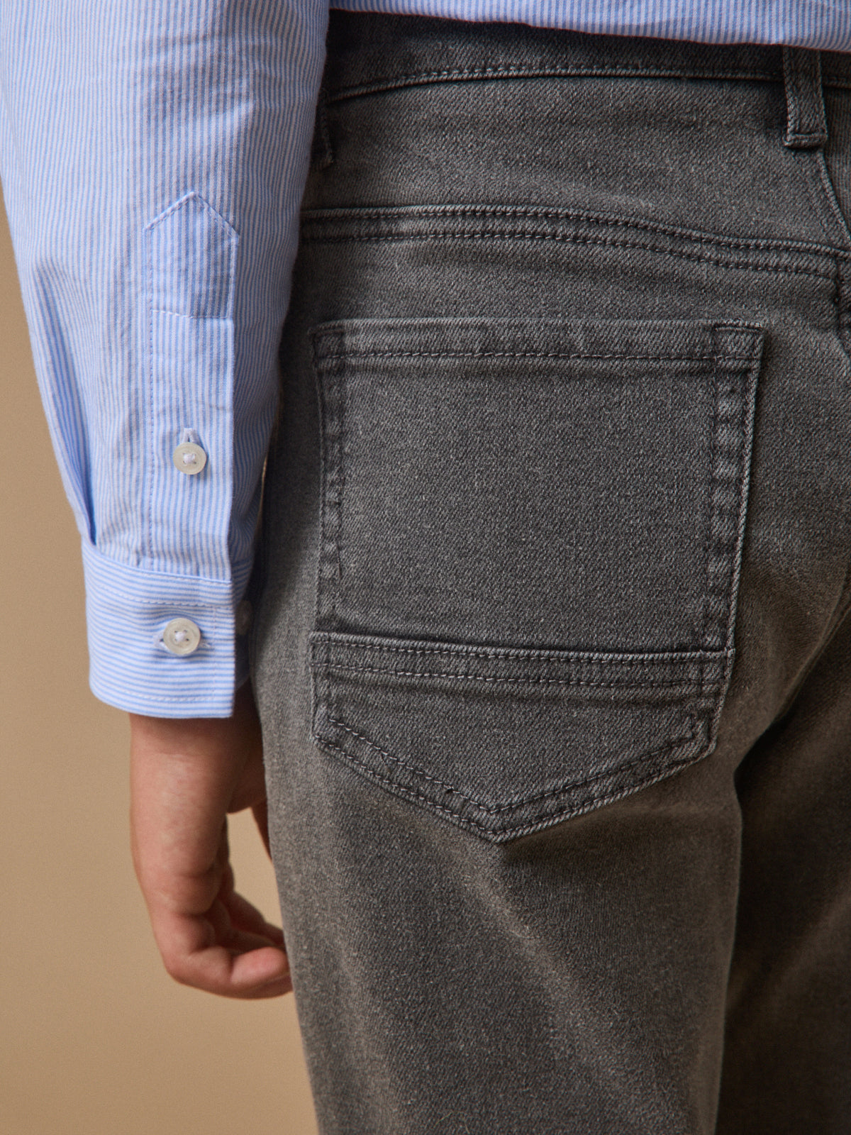 Jungenhose aus Denim, locker geschnitten