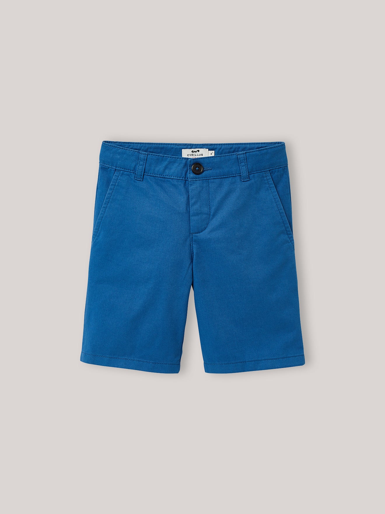 Jungen-Bermudas in Chino-Optik