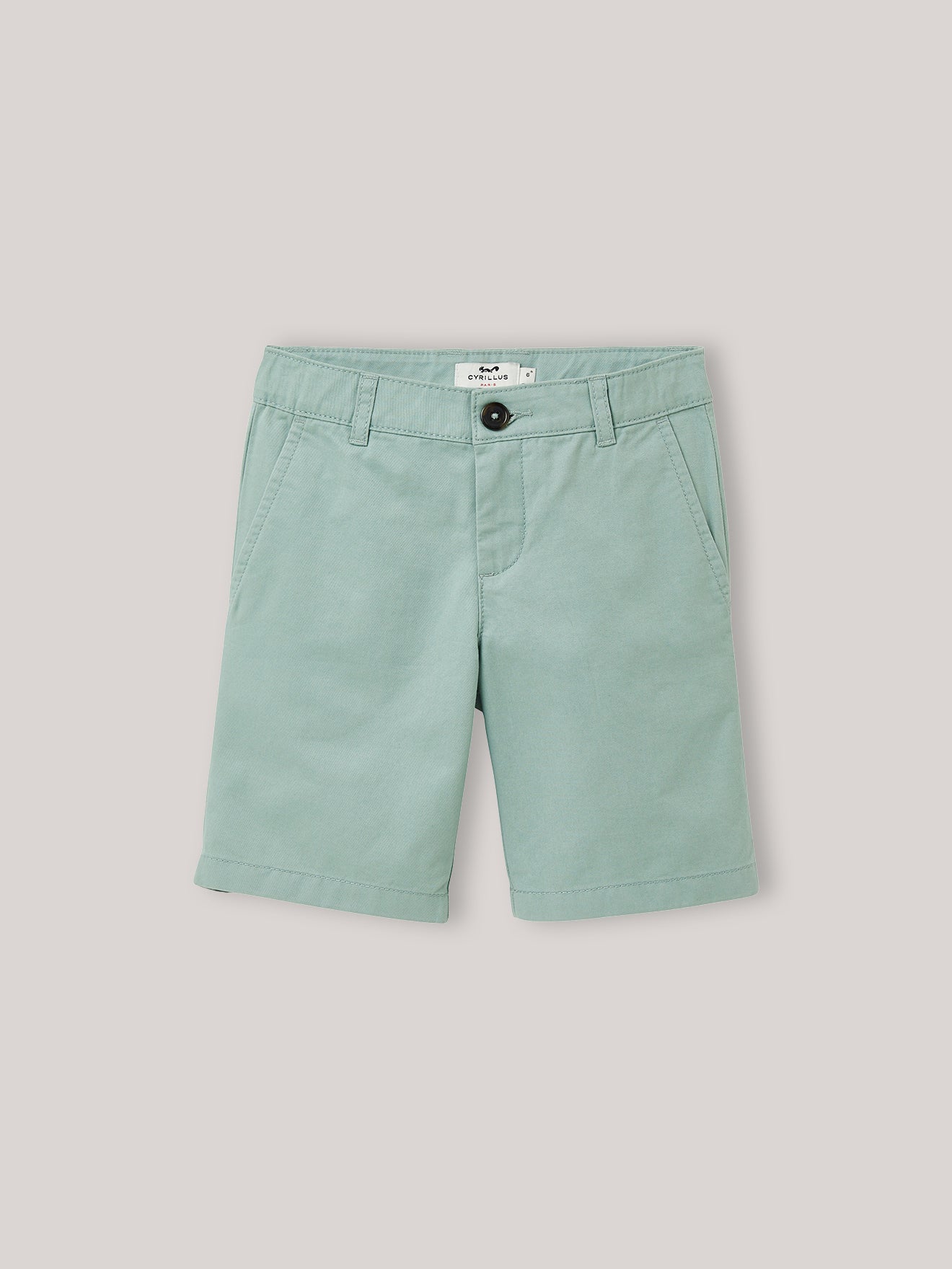 Jungen-Bermudas in Chino-Optik