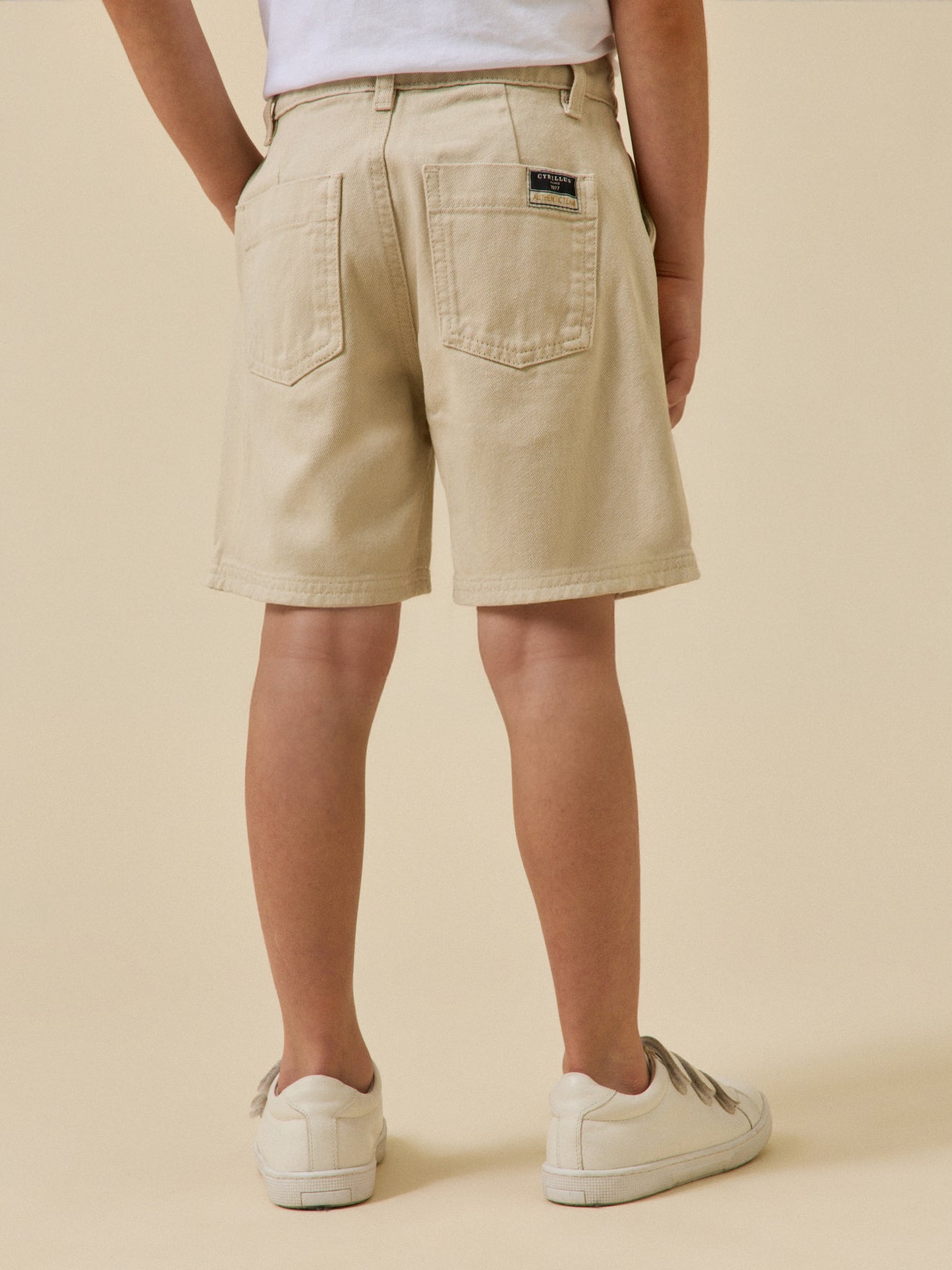 Jungen-Bermuda aus farbenfrohem Denim