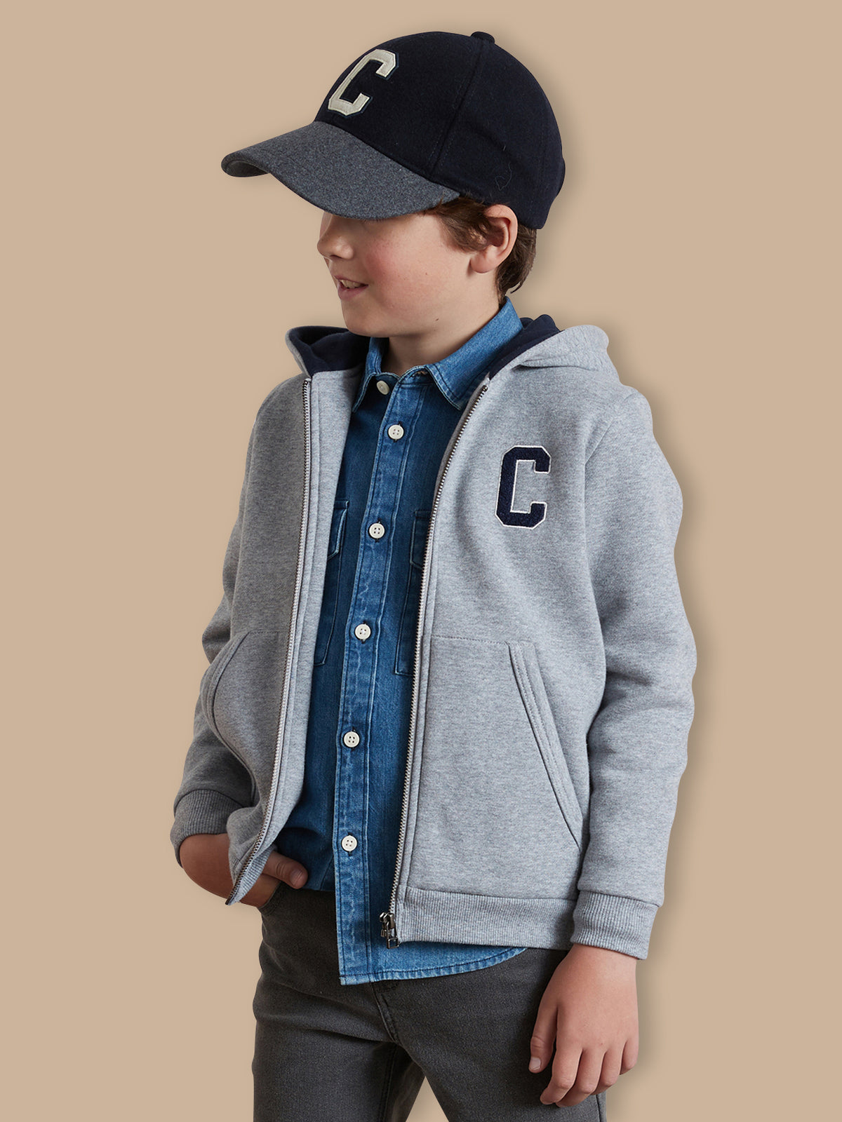 Jungen-Sweatjacke mit Reißverschluss und Kapuze