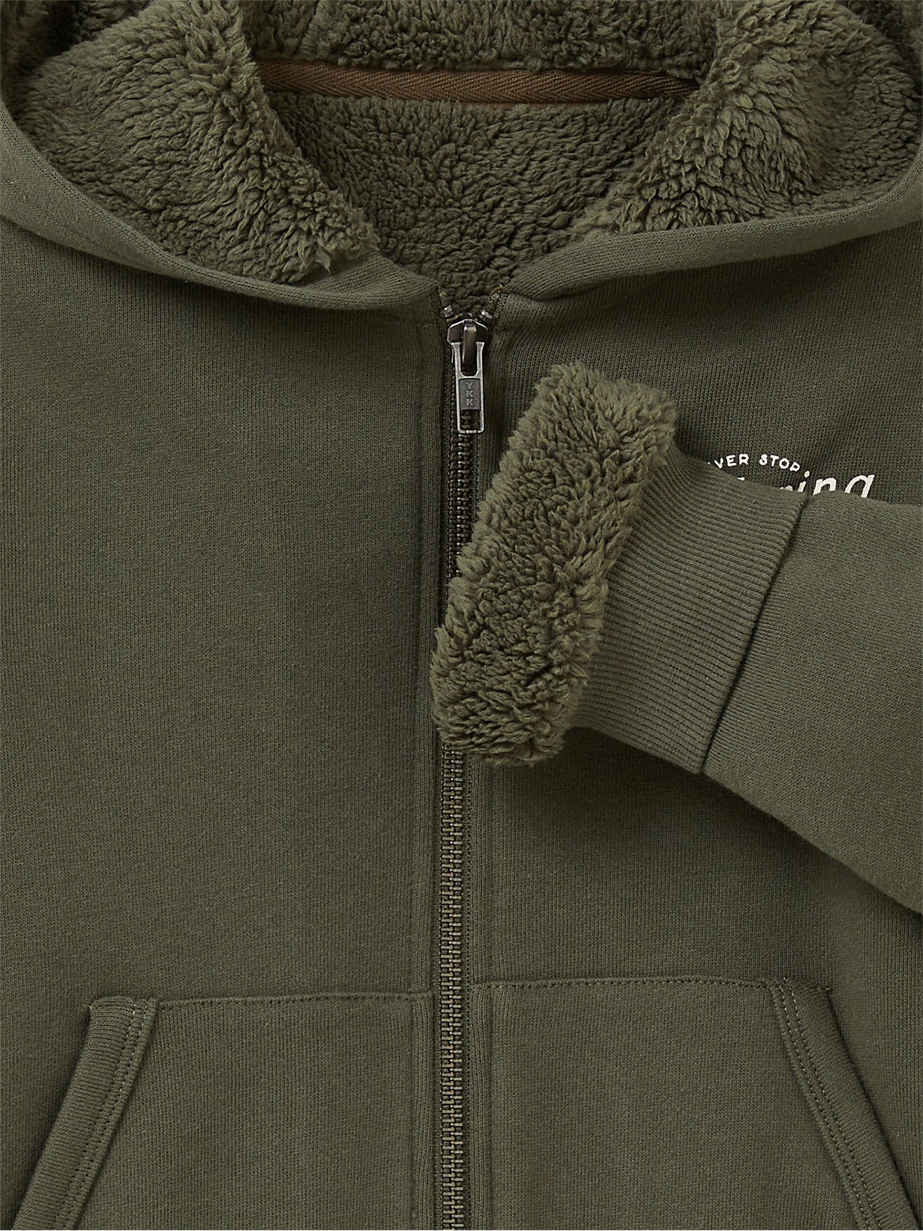 Jungen-Cardigan mit Reißverschluss und Sherpa-Futter