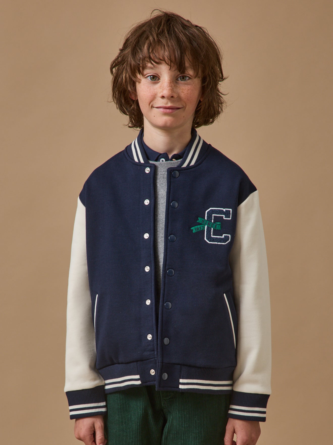 Jungen Teddy-Blouson mit Stickerei
