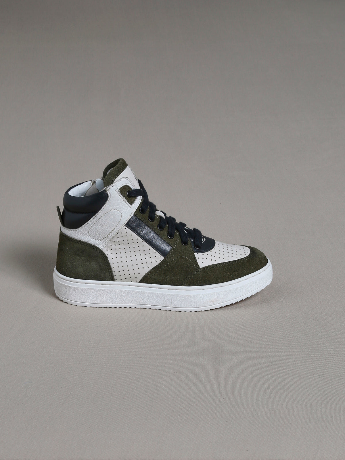 Hohe Jungen-Sneakers aus Leder
