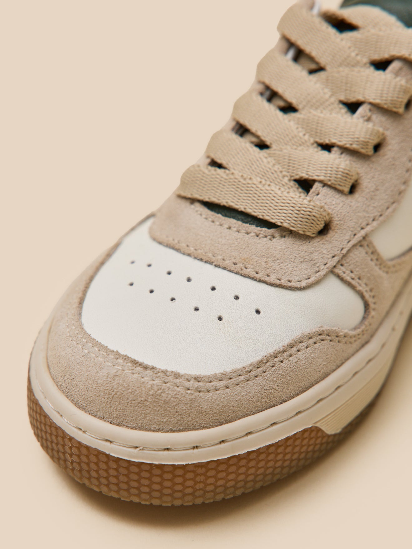 Jungen-Sneaker aus Leder, zweifarbig