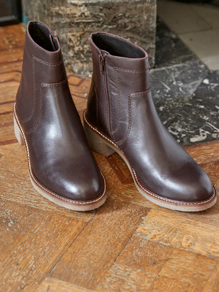 Damen-Boots aus Veloursleder