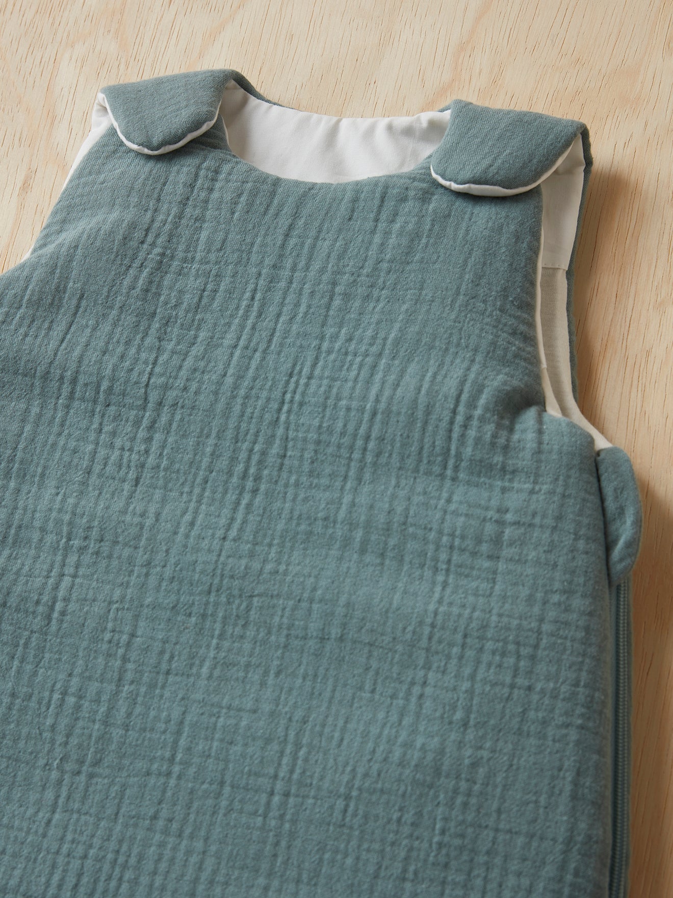 Strampelsack aus Bio-Baumwolle und Gaze