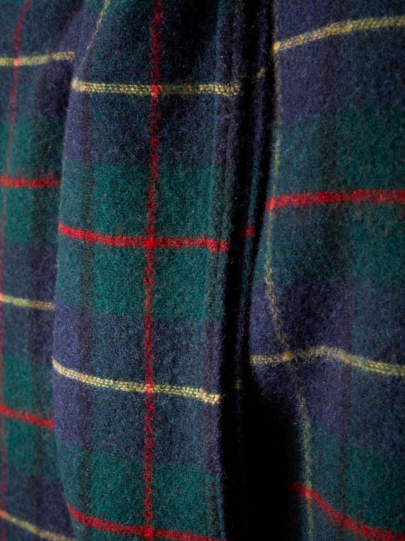 Kariertes Plaid mit Wollanteil