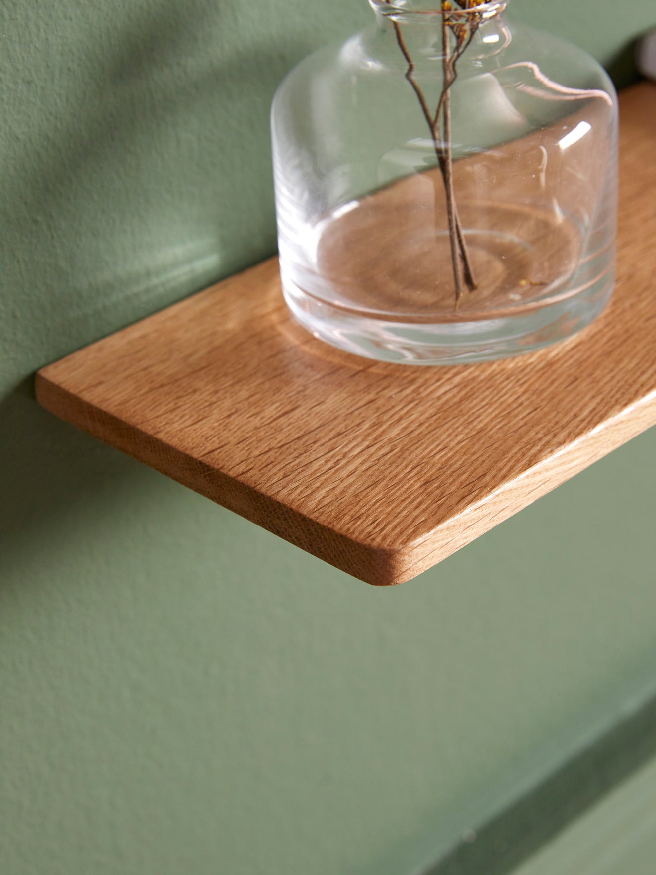 Wandregal aus Holz