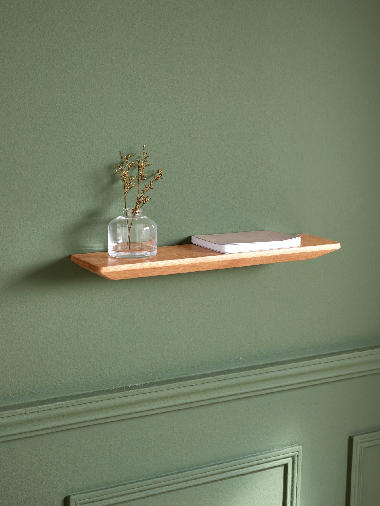 Wandregal aus Holz